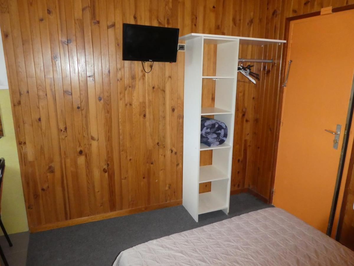 Etanit ! Beziers Plein Centre - 1Mn Du Bus, De La Gare Du Train Et Liaison Aeroport -Chambres Climatisees -Spacieuses Amenagees Pour Singles, Couple, Et Ou Familles -Parking A Velos -Consigne Exterior photo